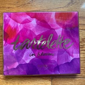 Tartlette in bloom